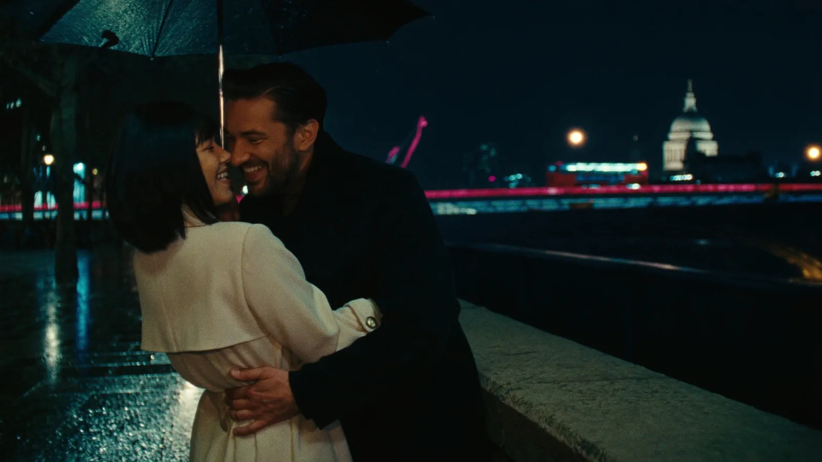 London Hookups & Dating Apps: A Local's Guide 2026