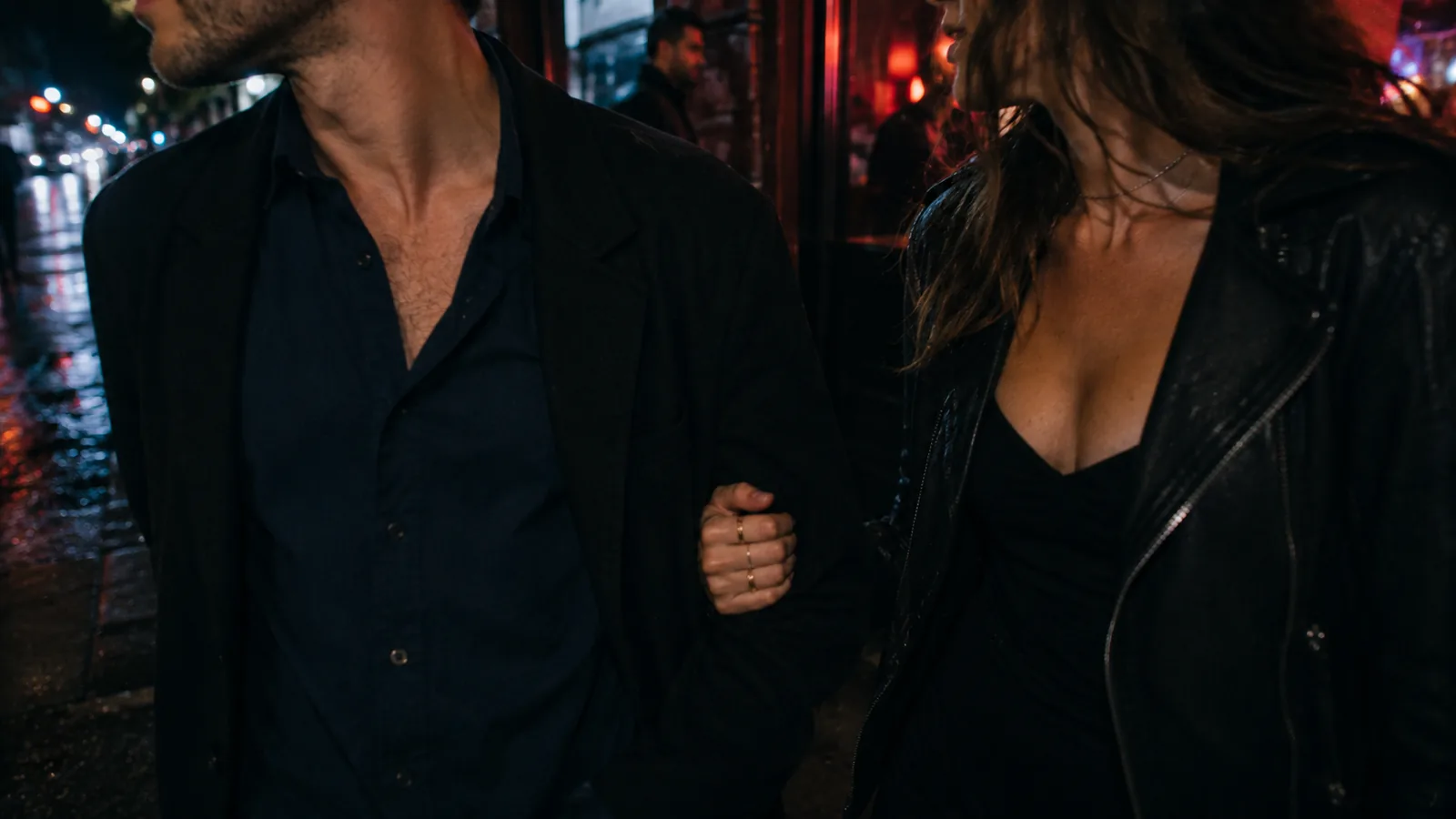 How to Find a Hookup Tonight (Safely)