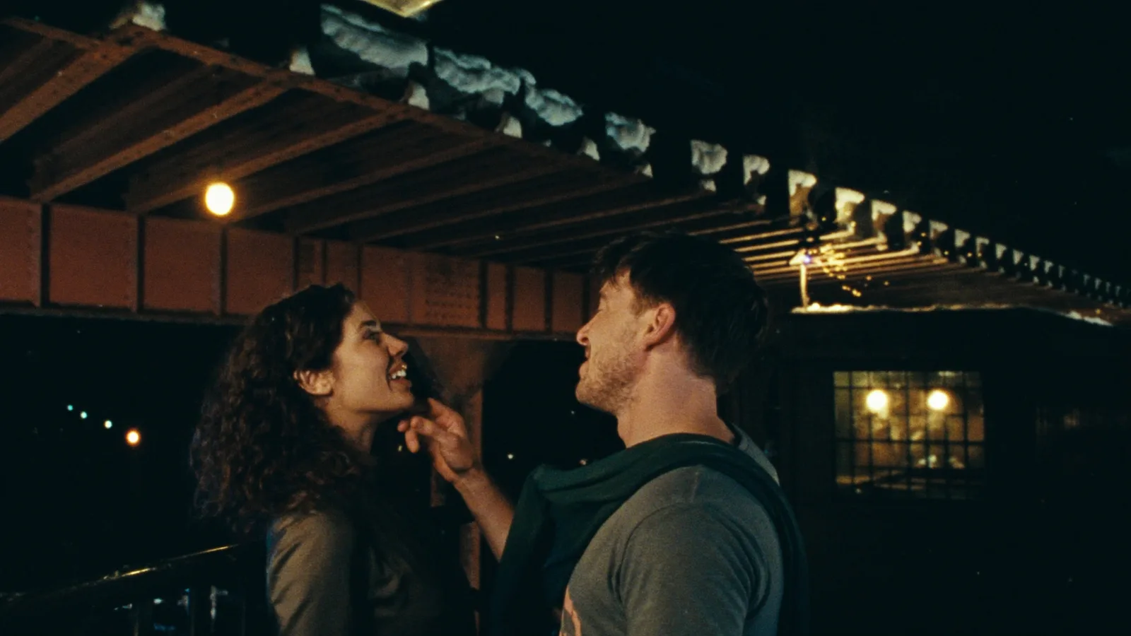 Hookups in Chicago: Neighborhoods, Nights Out and Apps