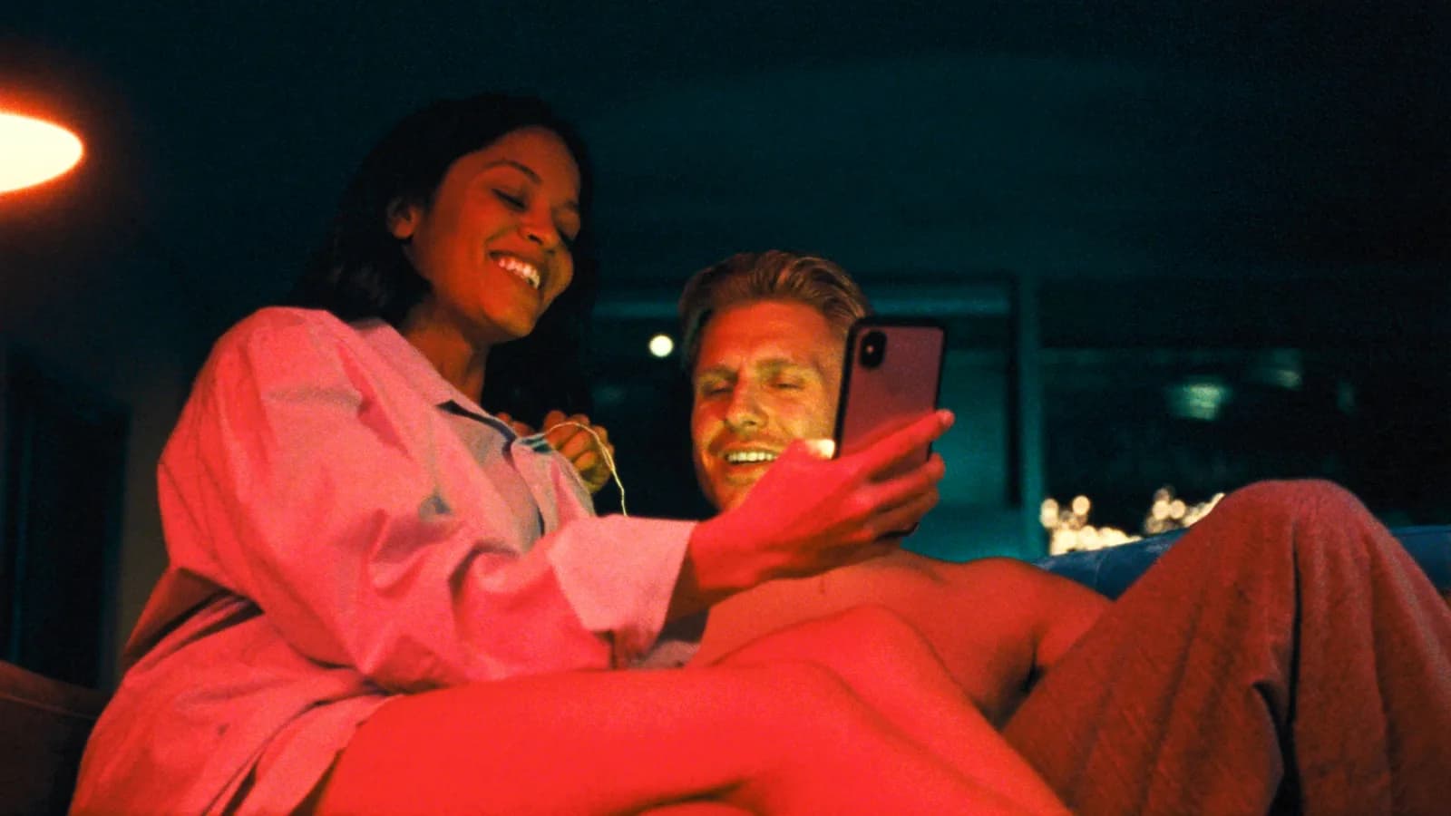 FWB Near Me: How to Find a Friend With Benefits Nearby